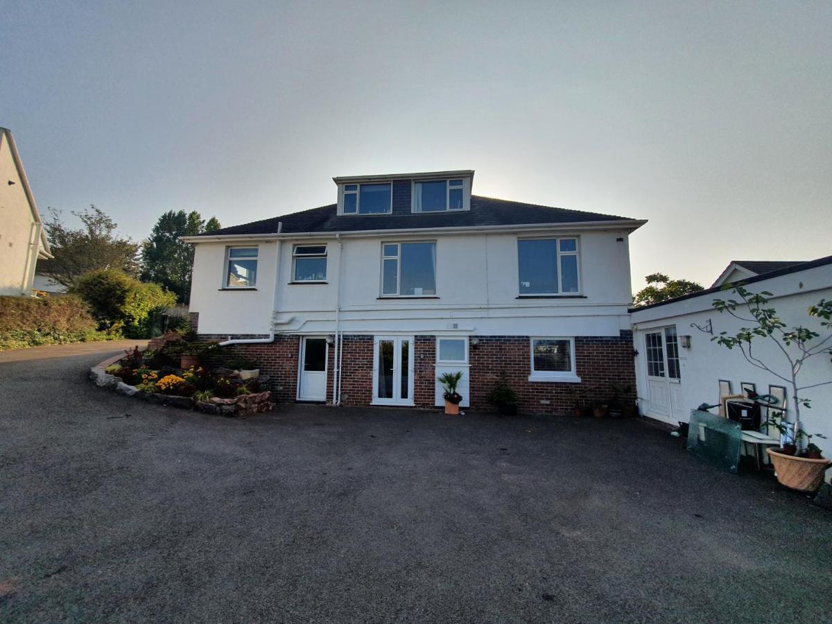 Lovely Private Studio Room With Own Kitchen And Bathroom. Set In The Popular Area Of Shiphay In Torquay And Only A Short Walk From Torbay Hospital Exteriör bild