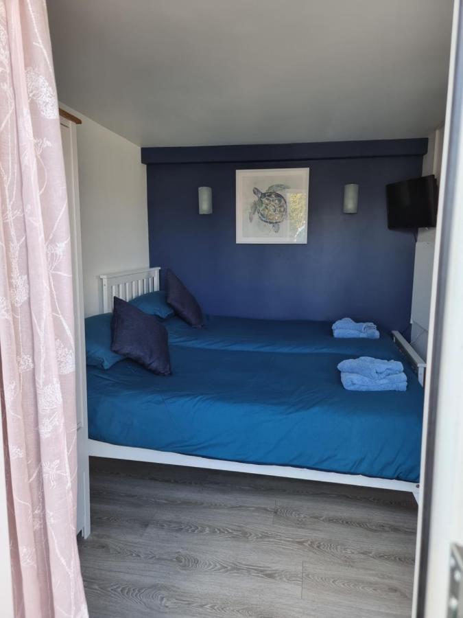 Lovely Private Studio Room With Own Kitchen And Bathroom. Set In The Popular Area Of Shiphay In Torquay And Only A Short Walk From Torbay Hospital Exteriör bild